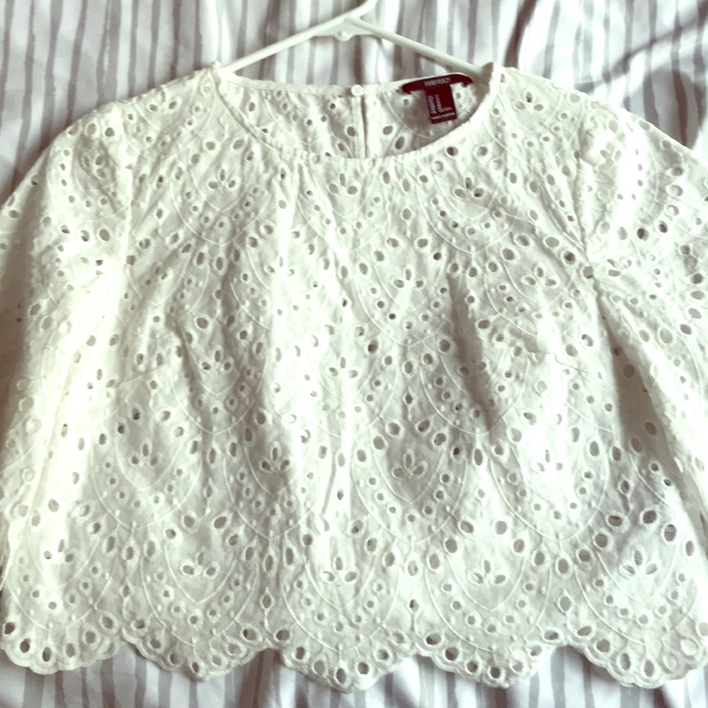 White eyelid Crop Top